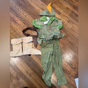 Brand new without tags Disney store Peter Pan costume size 5/6